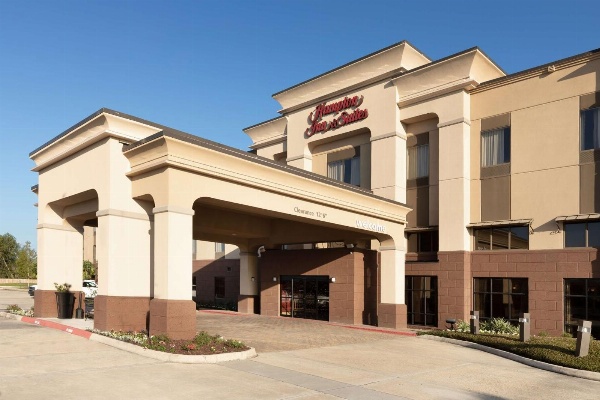Hampton Inn & Suites Baton Rouge - I-10 East image 3